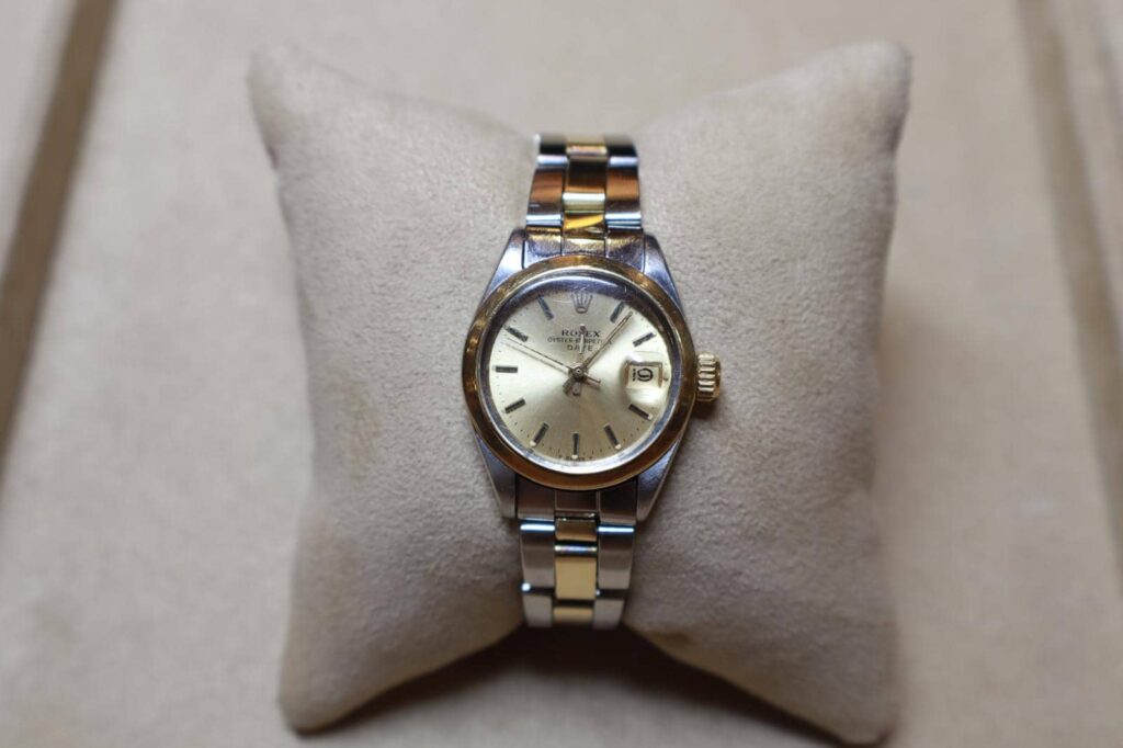 Rolex Oyster Perpetual Date de acero y oro